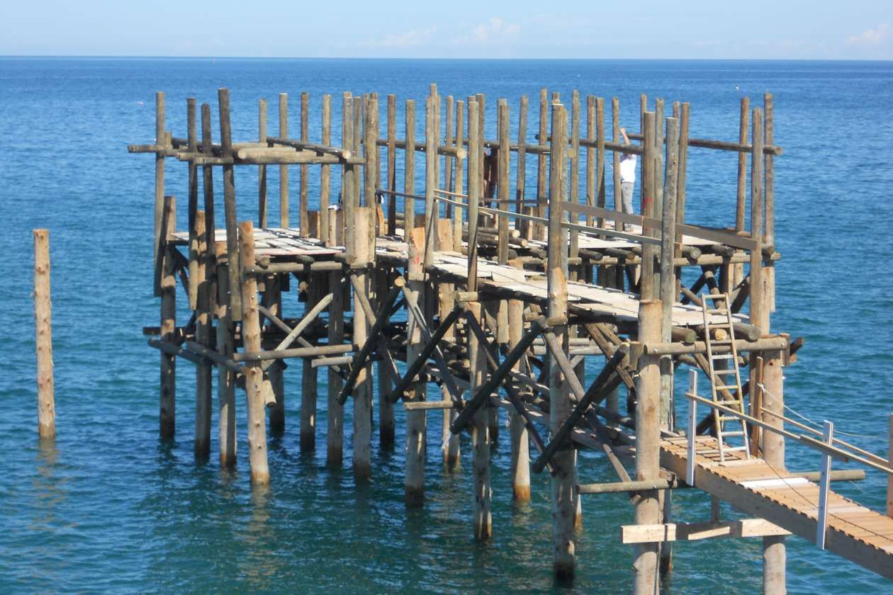 Gorza S.r.l. - Impiego dei pali - Trabucco (Bilancia da pesca) 